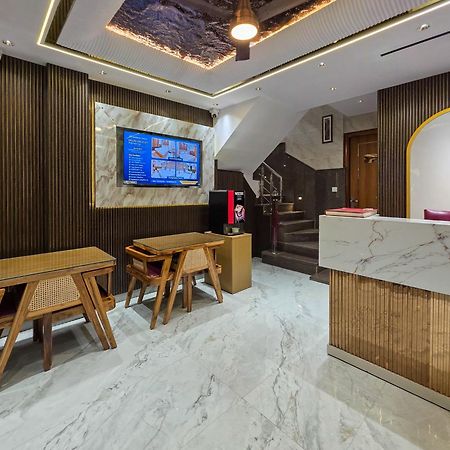 Bed and Breakfast Delhi Delight Premium Neu-Delhi Exterior foto