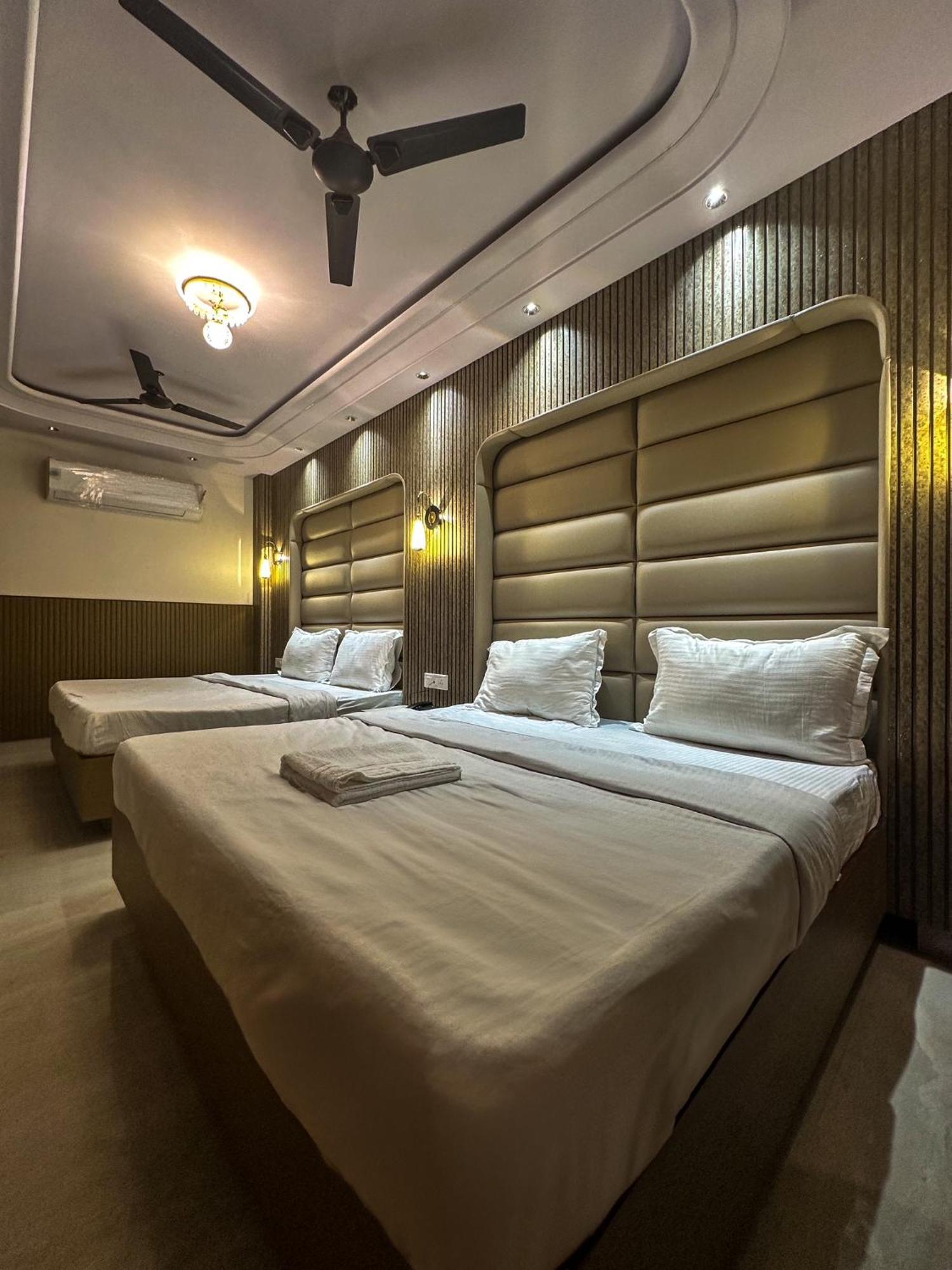 Bed and Breakfast Delhi Delight Premium Neu-Delhi Exterior foto