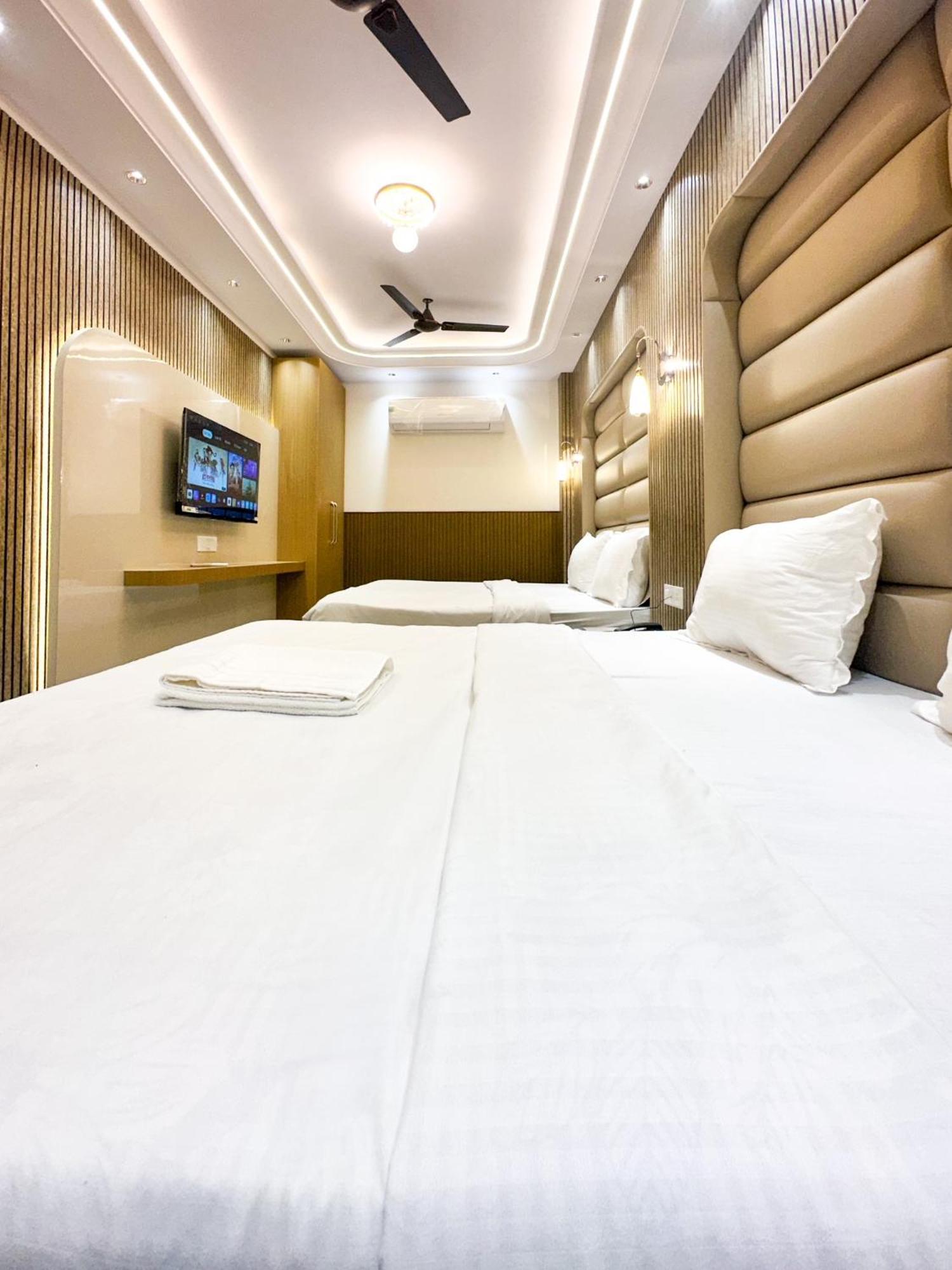 Bed and Breakfast Delhi Delight Premium Neu-Delhi Exterior foto