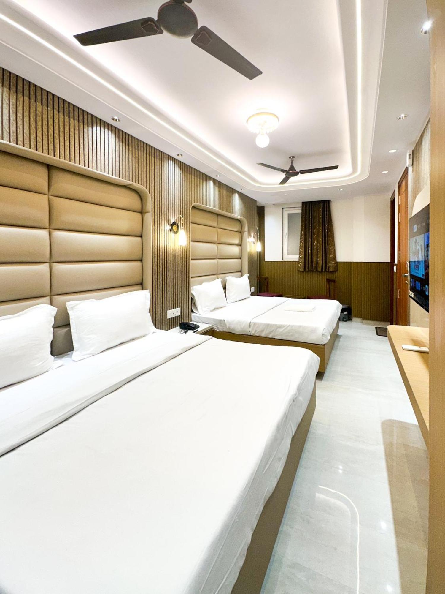 Bed and Breakfast Delhi Delight Premium Neu-Delhi Exterior foto