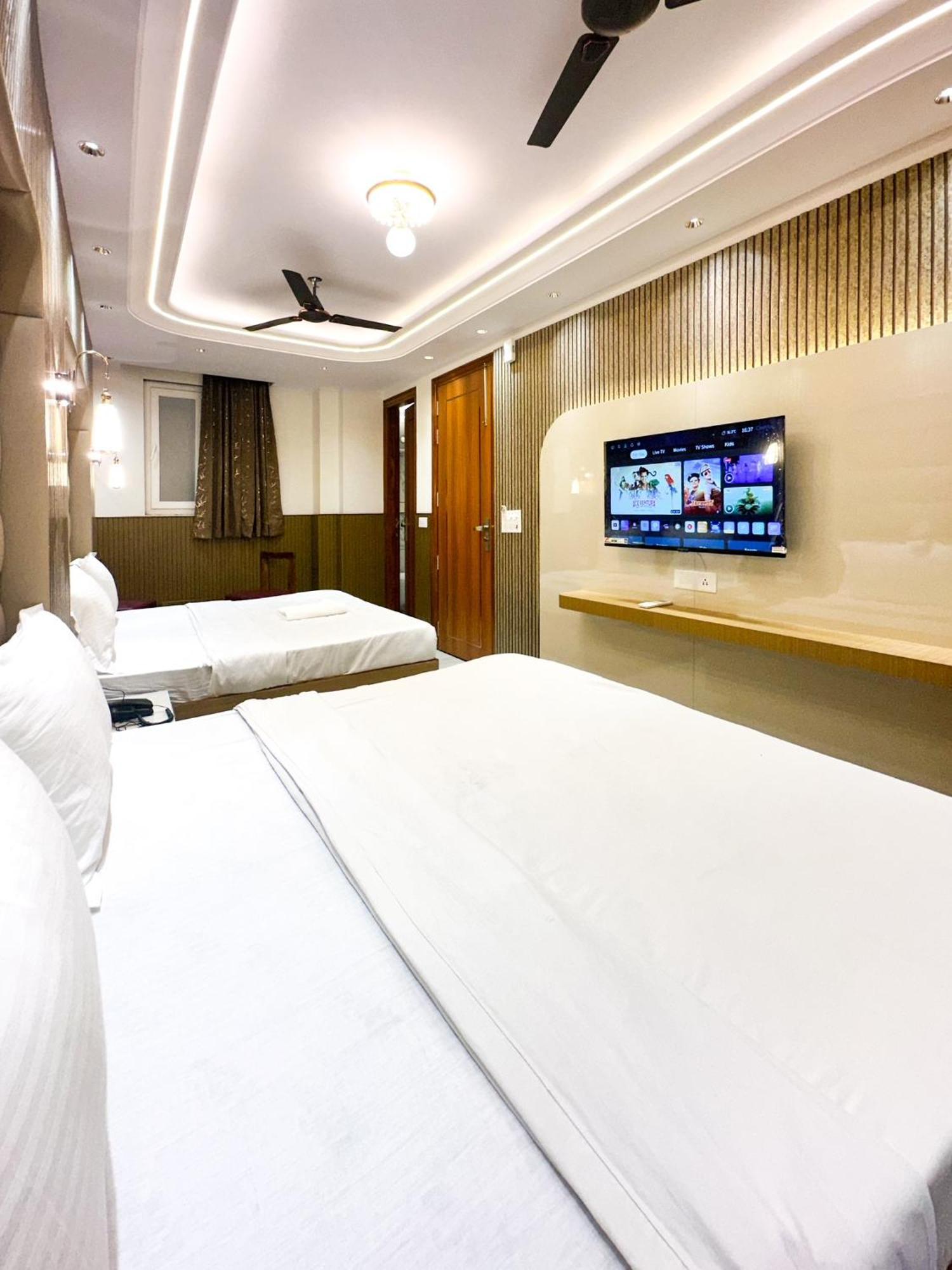 Bed and Breakfast Delhi Delight Premium Neu-Delhi Exterior foto