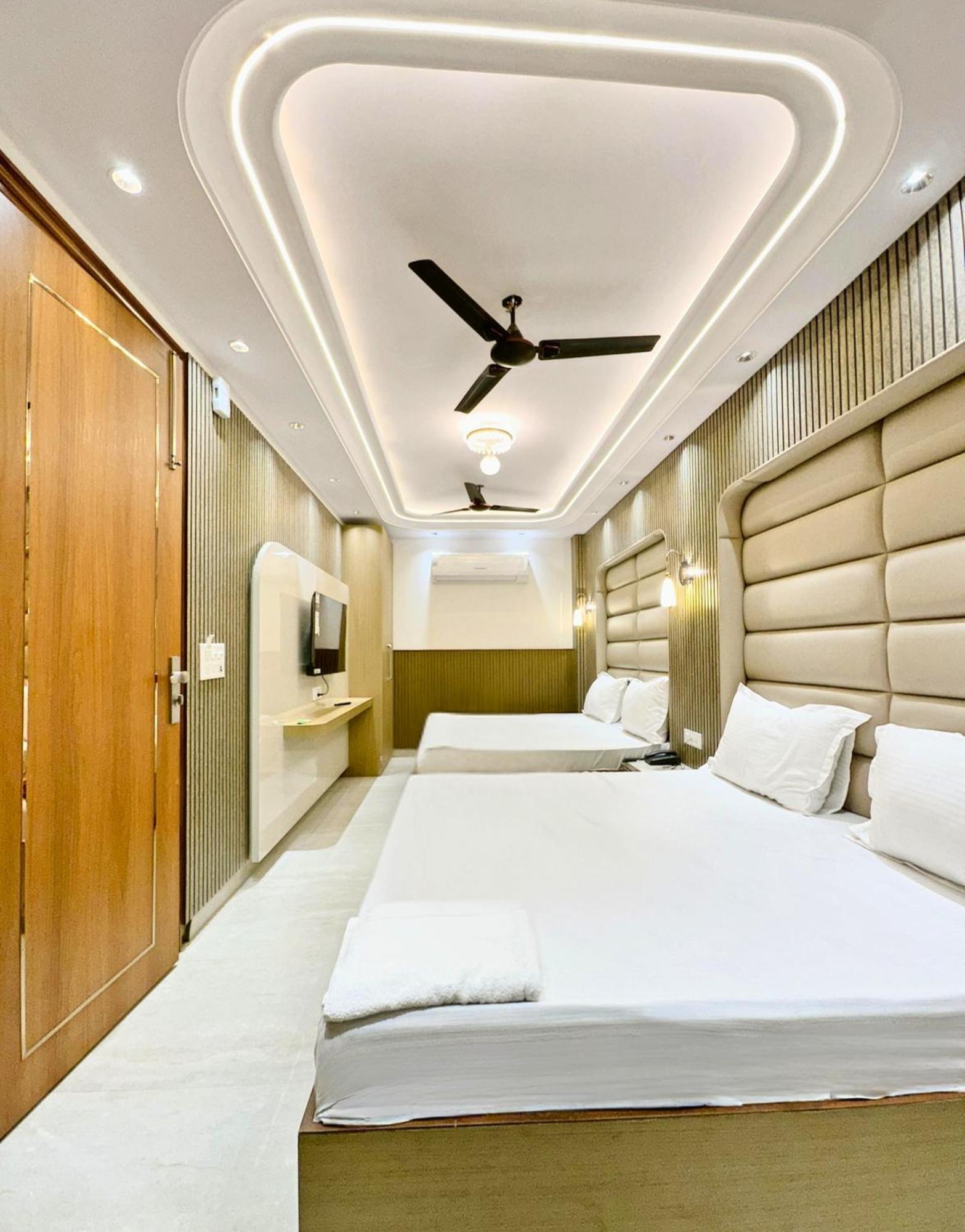 Bed and Breakfast Delhi Delight Premium Neu-Delhi Exterior foto
