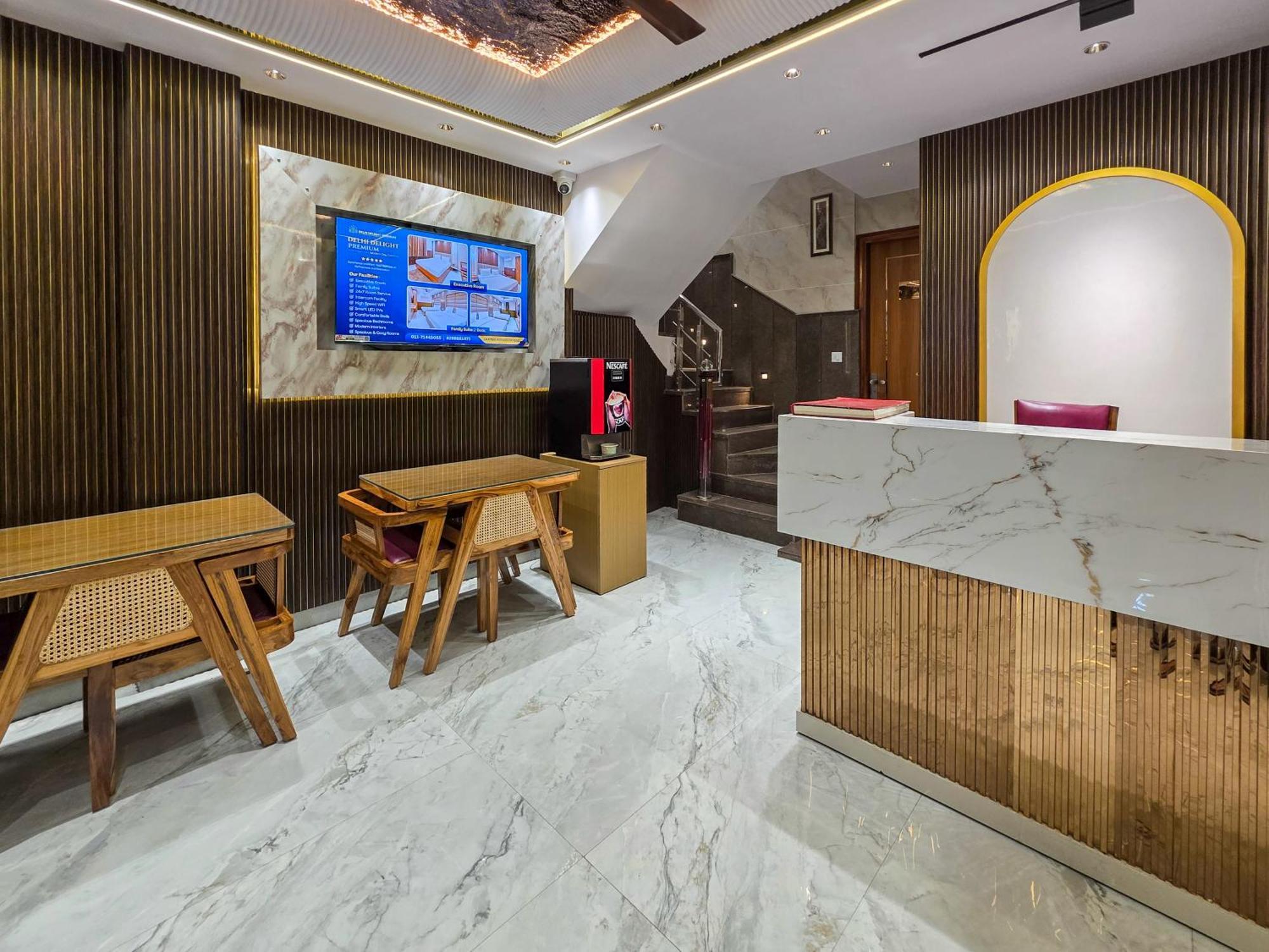 Bed and Breakfast Delhi Delight Premium Neu-Delhi Exterior foto