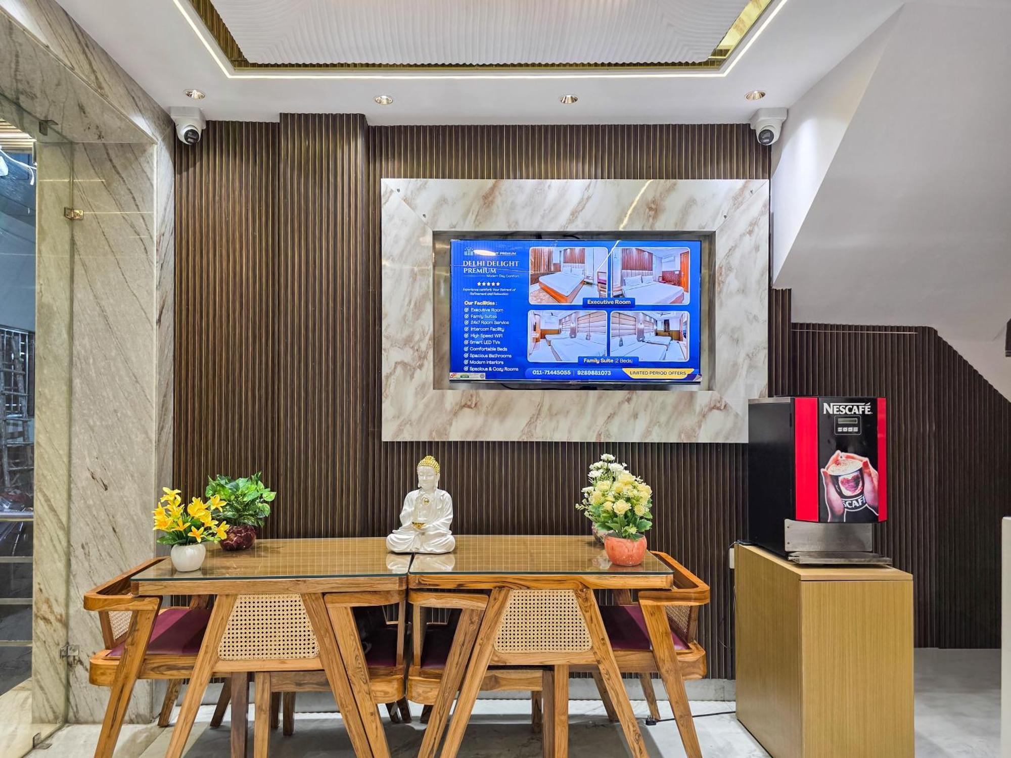 Bed and Breakfast Delhi Delight Premium Neu-Delhi Exterior foto