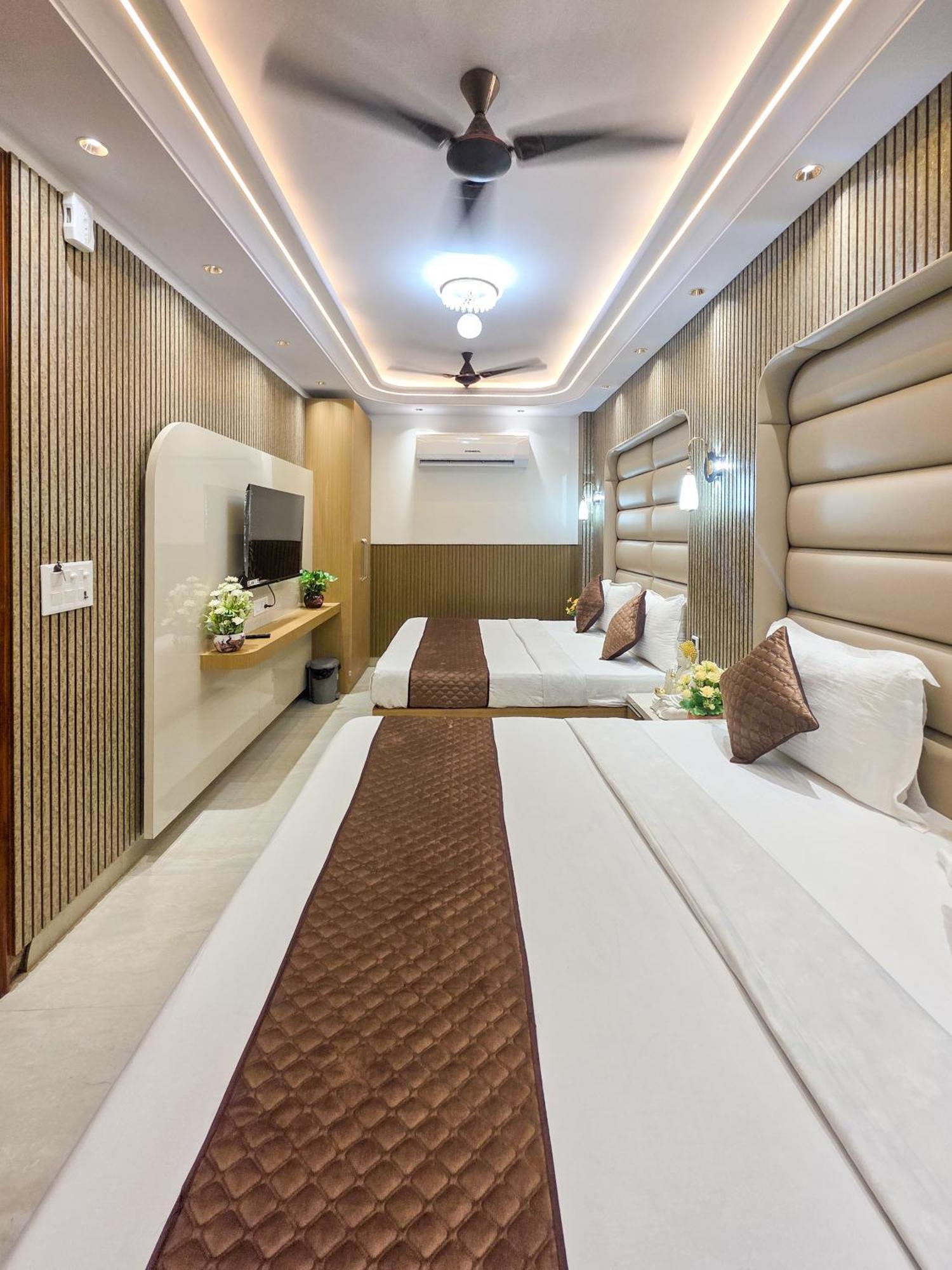 Bed and Breakfast Delhi Delight Premium Neu-Delhi Exterior foto