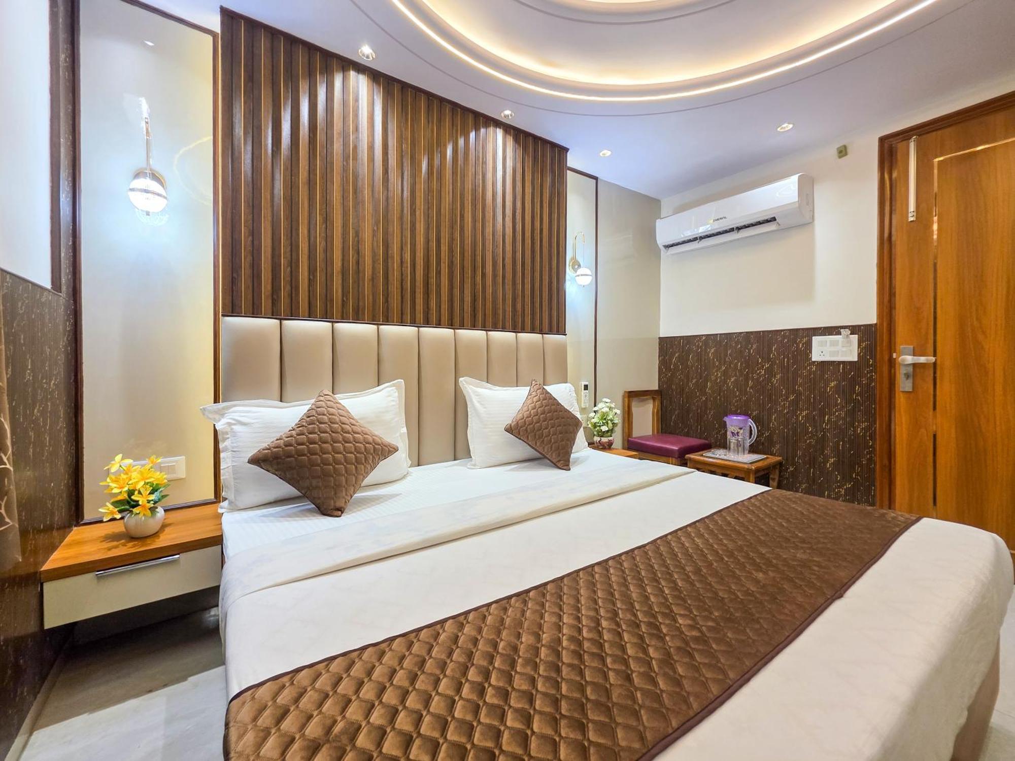 Bed and Breakfast Delhi Delight Premium Neu-Delhi Exterior foto